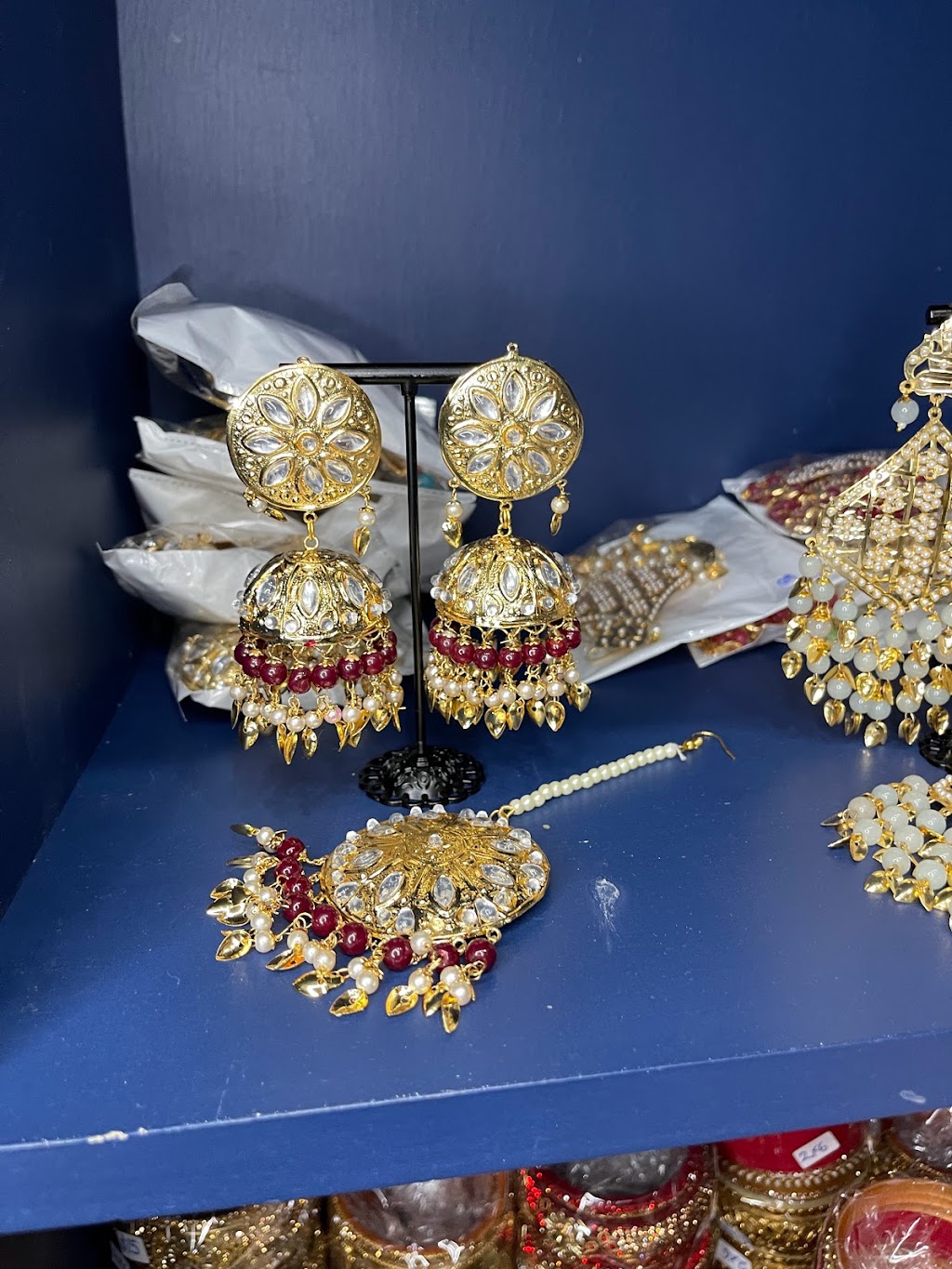 Style Kaur | 219 Saddlecreek Ct NE, Calgary, AB T3J 4R8, Canada | Phone: (587) 581-4024