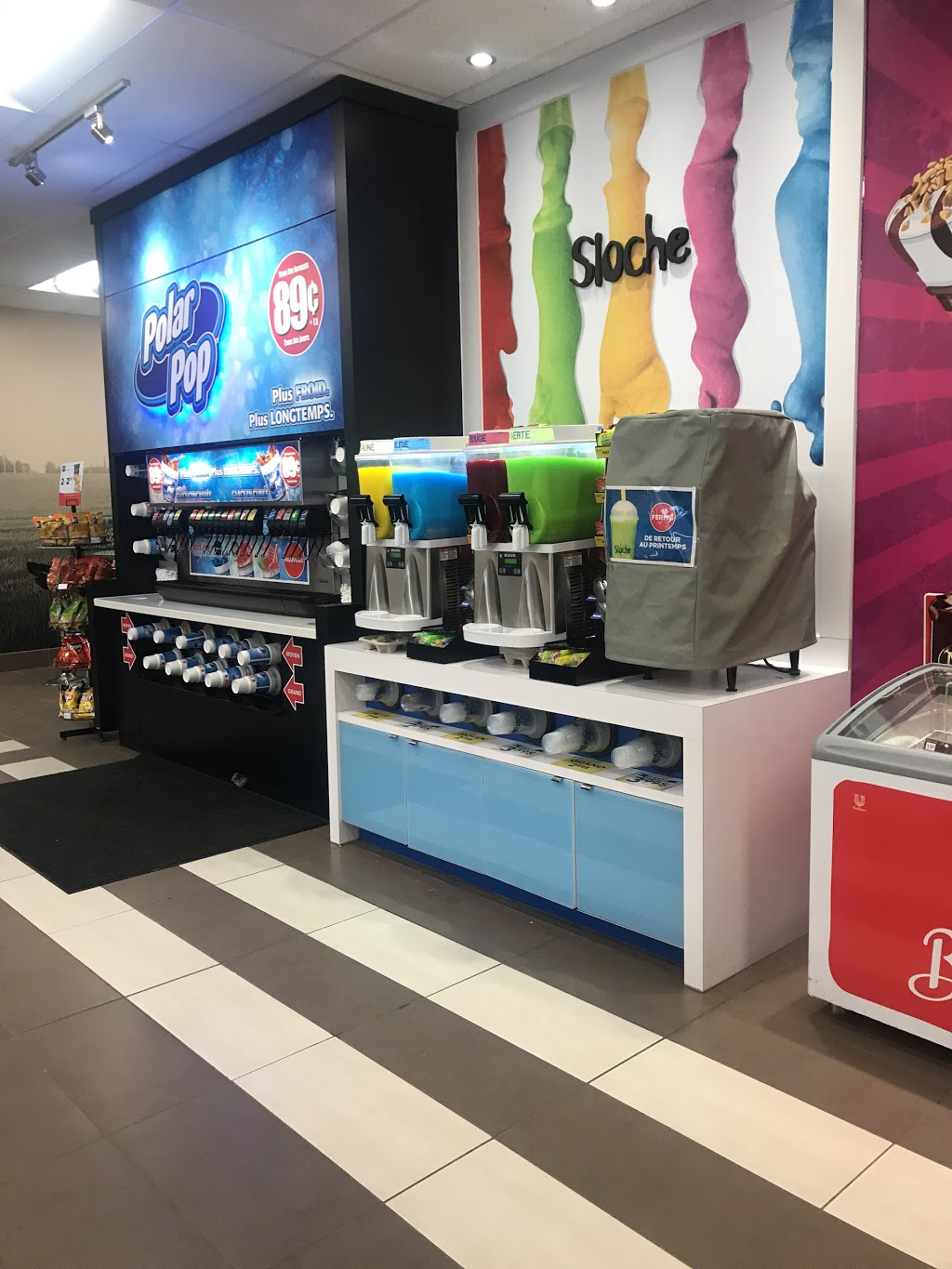 Couche-Tard | 380 Boulevard Thibeau, Trois-Rivières, QC G8T 6Y4, Canada | Phone: (819) 376-6265