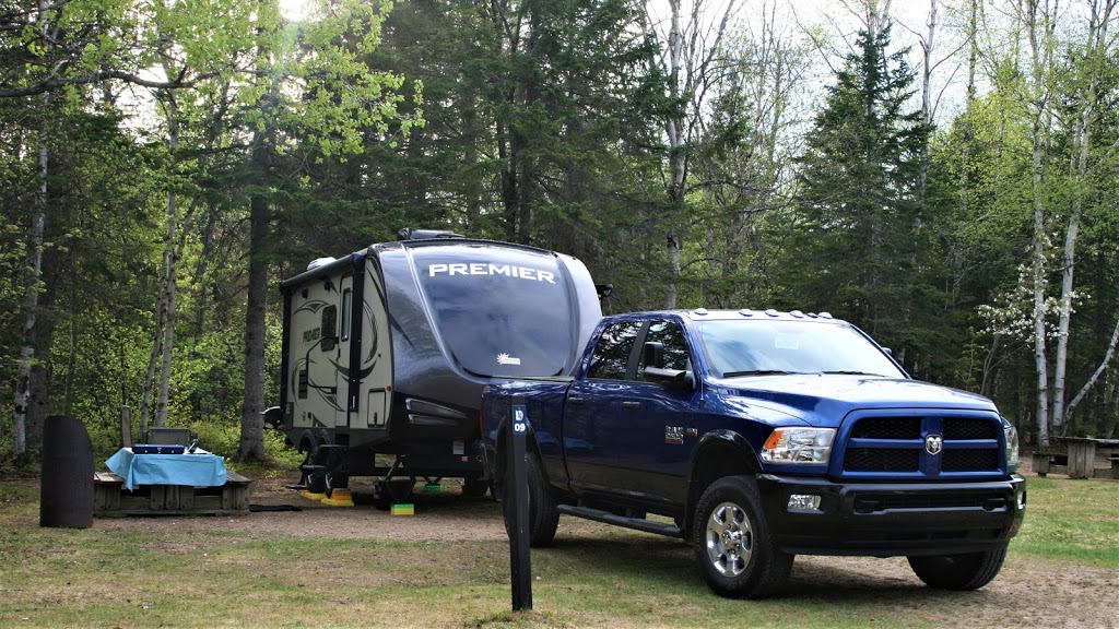 Camping Mont-Sainte-Anne | 300 Rang Saint Julien, Saint-Ferréol-les-Neiges, QC G0A 3R0, Canada | Phone: (418) 826-2323