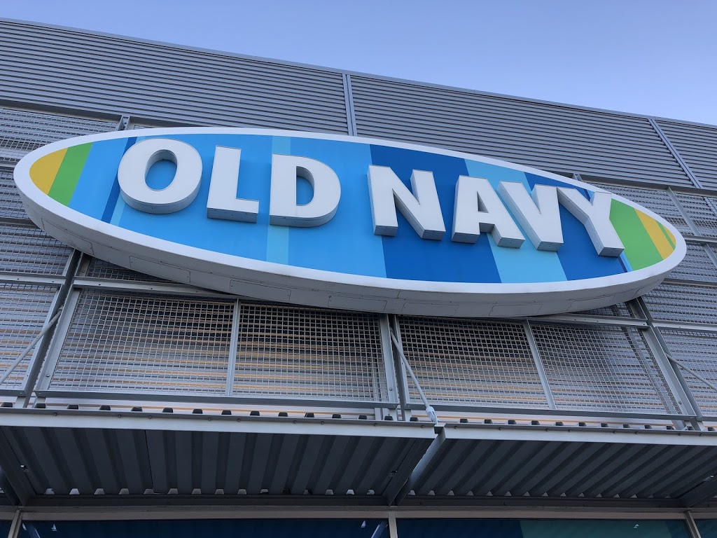 Old Navy | 830 St James St, Winnipeg, MB R3G 3J7, Canada | Phone: (204) 786-3868