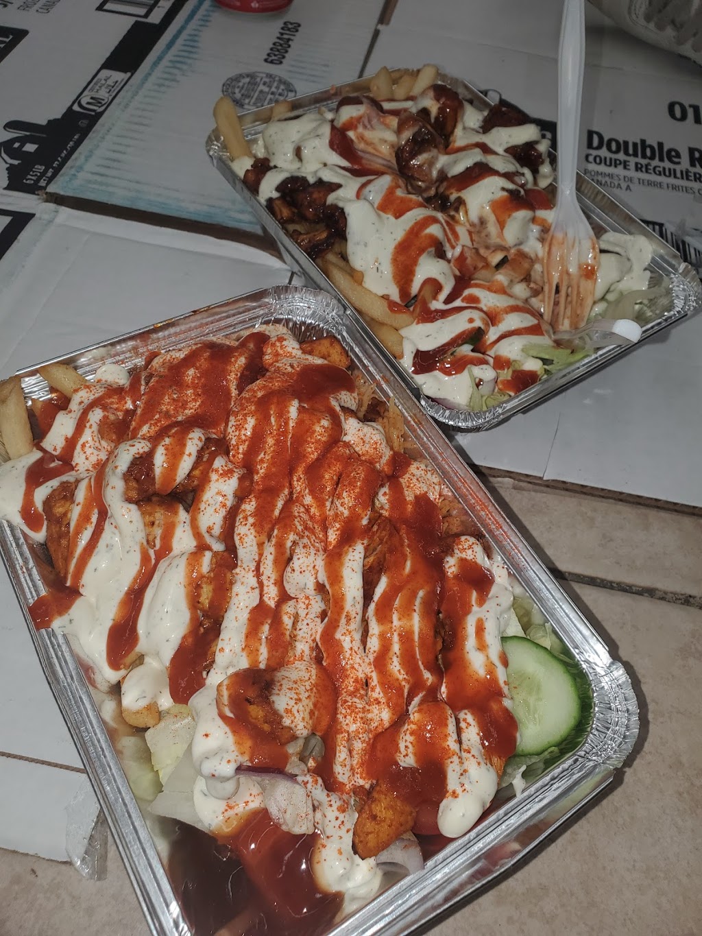 Lonzos Kitchen | 78 Nashdene Rd, Scarborough, ON M1V 5E4, Canada | Phone: (647) 786-9526