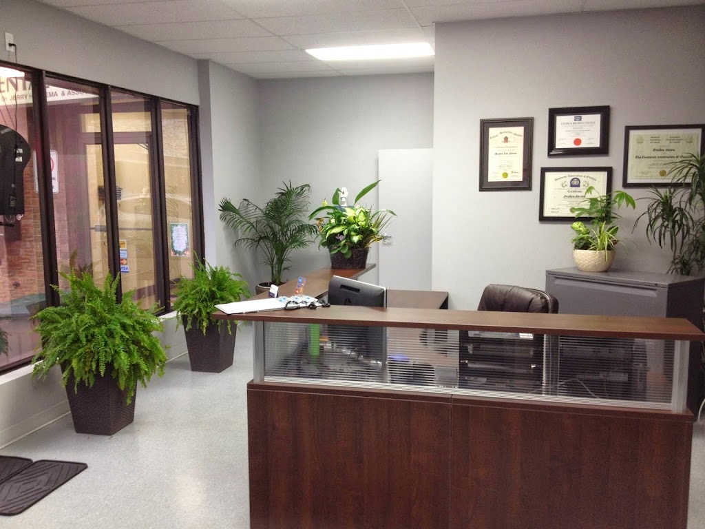 London West Denture Clinic | 431 Boler Rd #9, London, ON N6K 2K8, Canada | Phone: (519) 601-8882