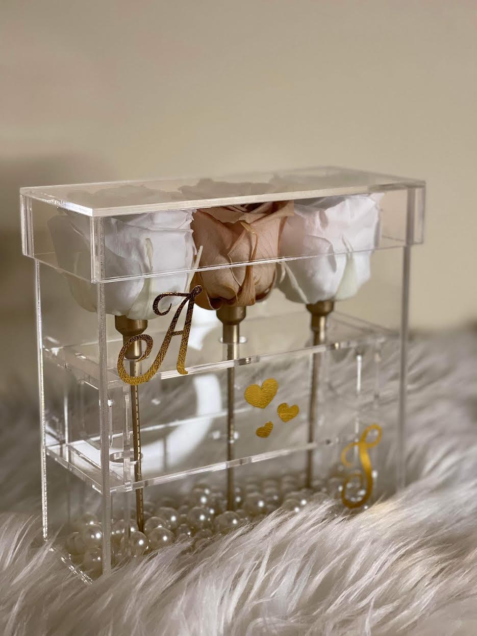 Sandys Arrangements | 46 Panorama Ct, Etobicoke, ON M9V 4A4, Canada | Phone: (647) 409-3122
