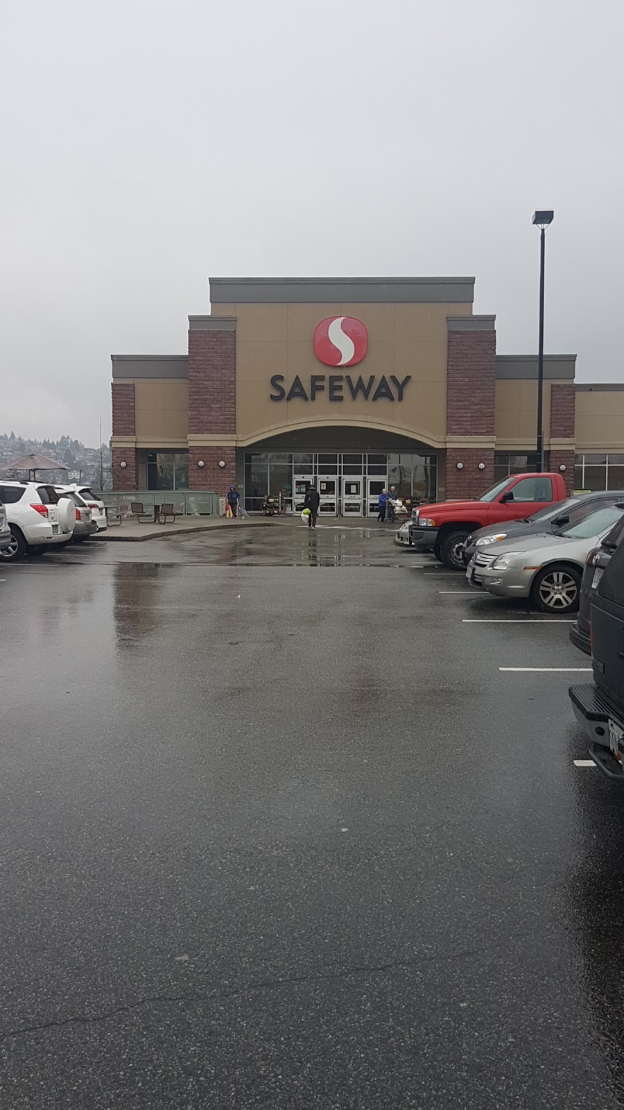 Safeway Burnaby Heights | 4440 Hastings St, Burnaby, BC V5C 2K2, Canada | Phone: (604) 205-6922