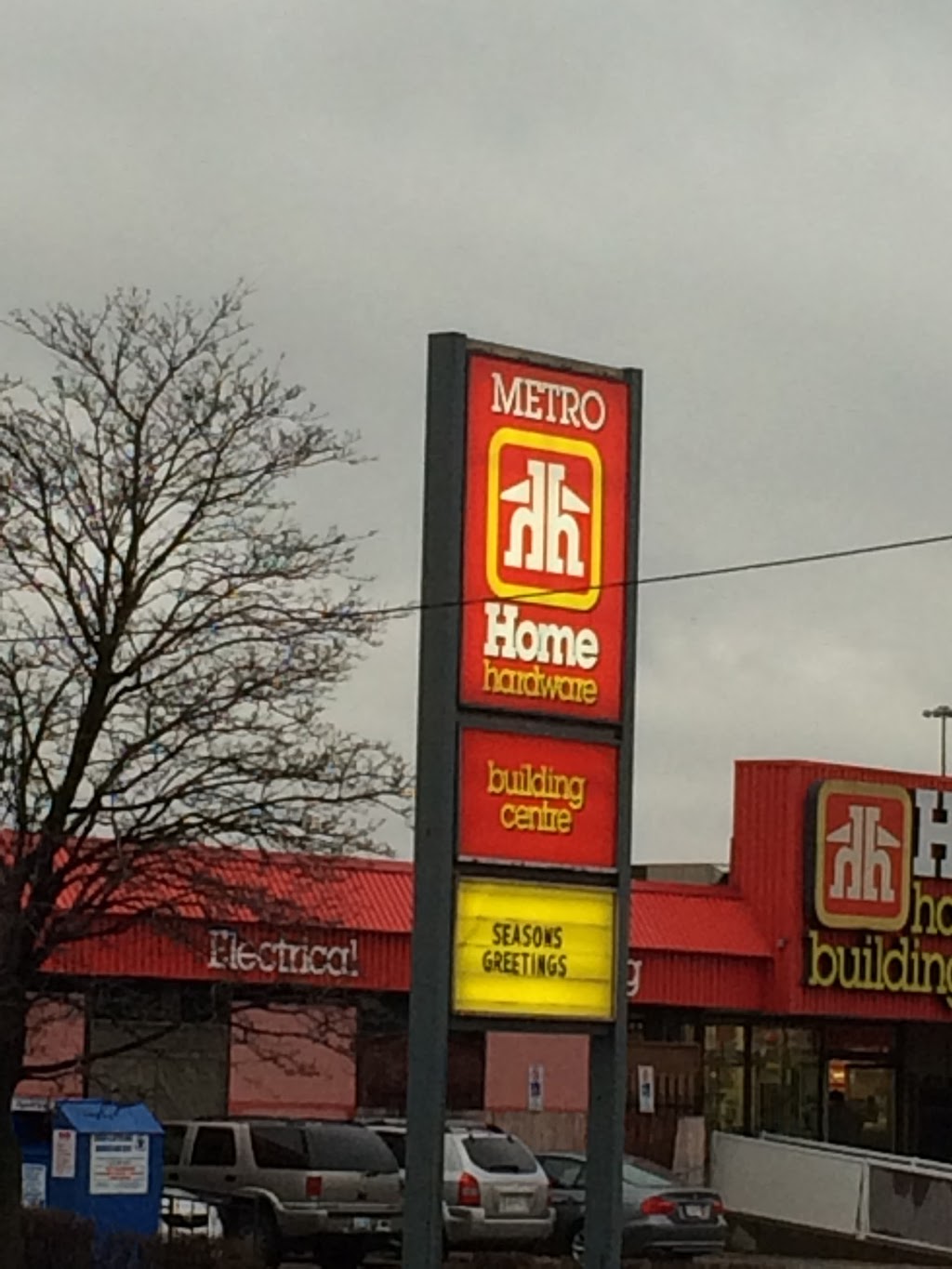 Metro Home Hardware Building Centre | 1841 Wilson Ave, North York, ON M9M 1A2, Canada | Phone: (416) 740-9131