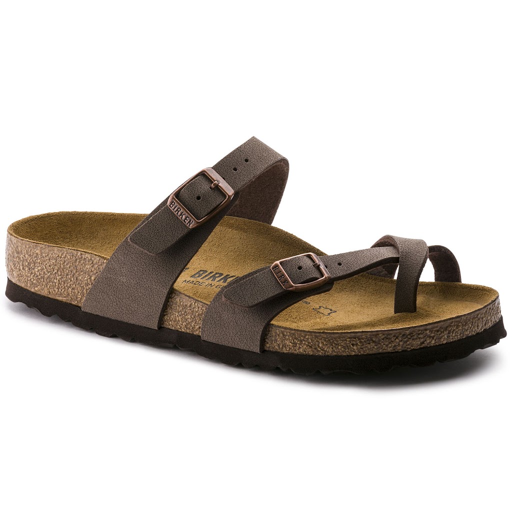 Brand Name Shoe Warehouse | 545 Niagara St, Welland, ON L3C 1L8, Canada | Phone: (905) 788-0700