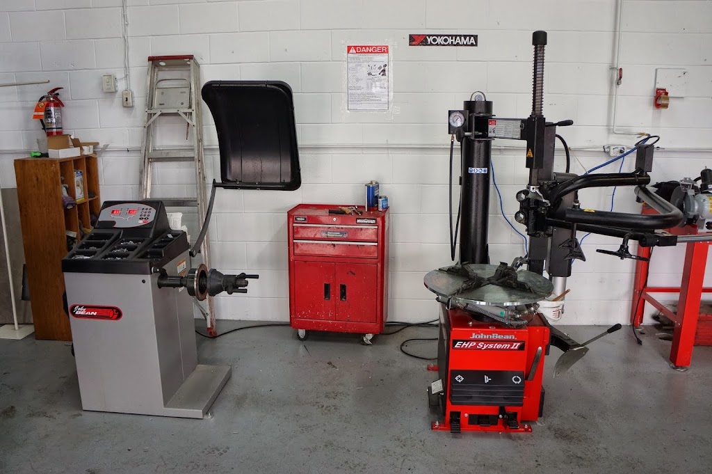Civic Auto | 720 Nairn Ave, Winnipeg, MB R2L 0X7, Canada | Phone: (204) 505-0911
