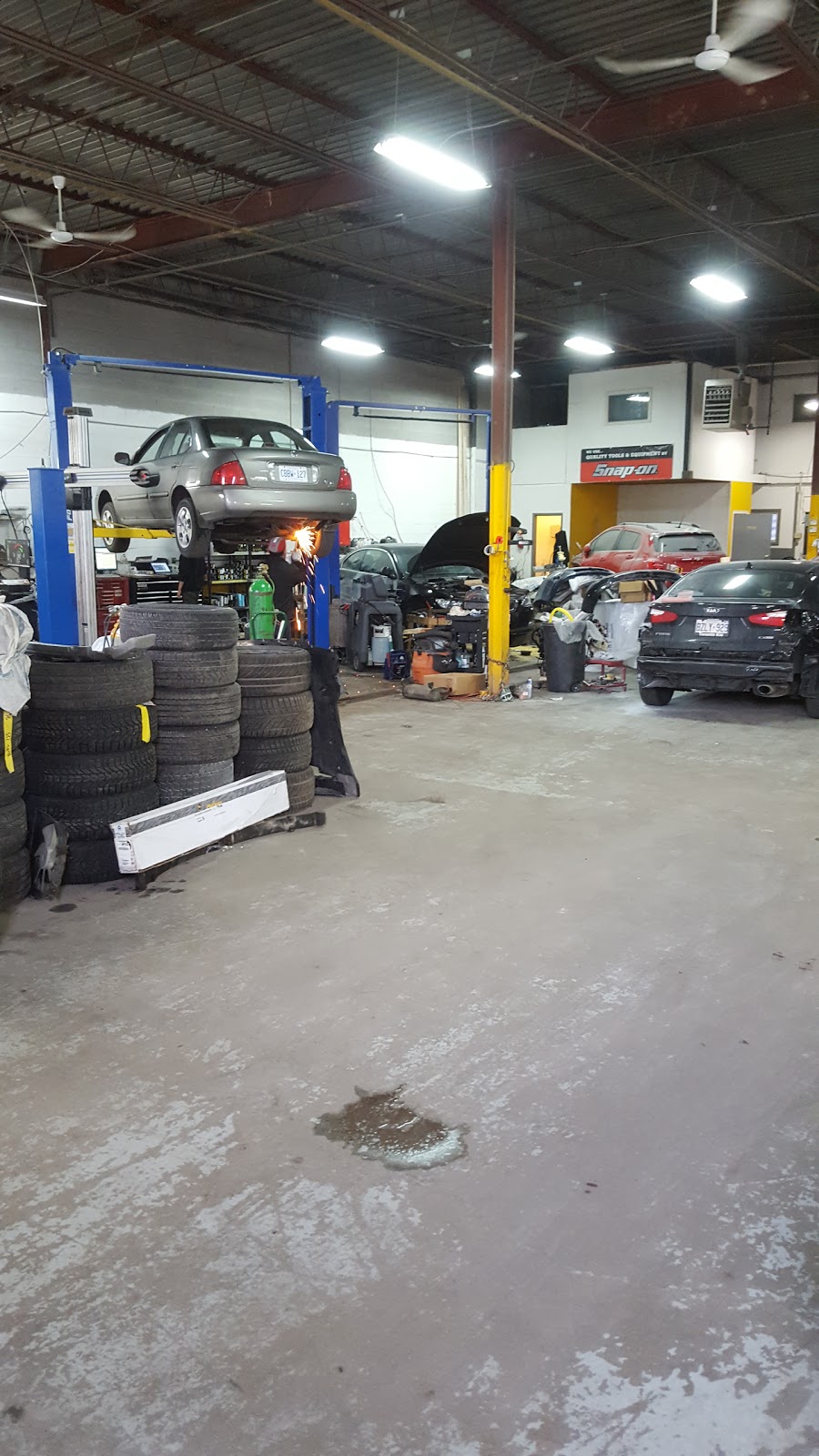 Magic Auto | 180 Limestone Crescent, North York, ON M3J 2S4, Canada | Phone: (647) 847-3898