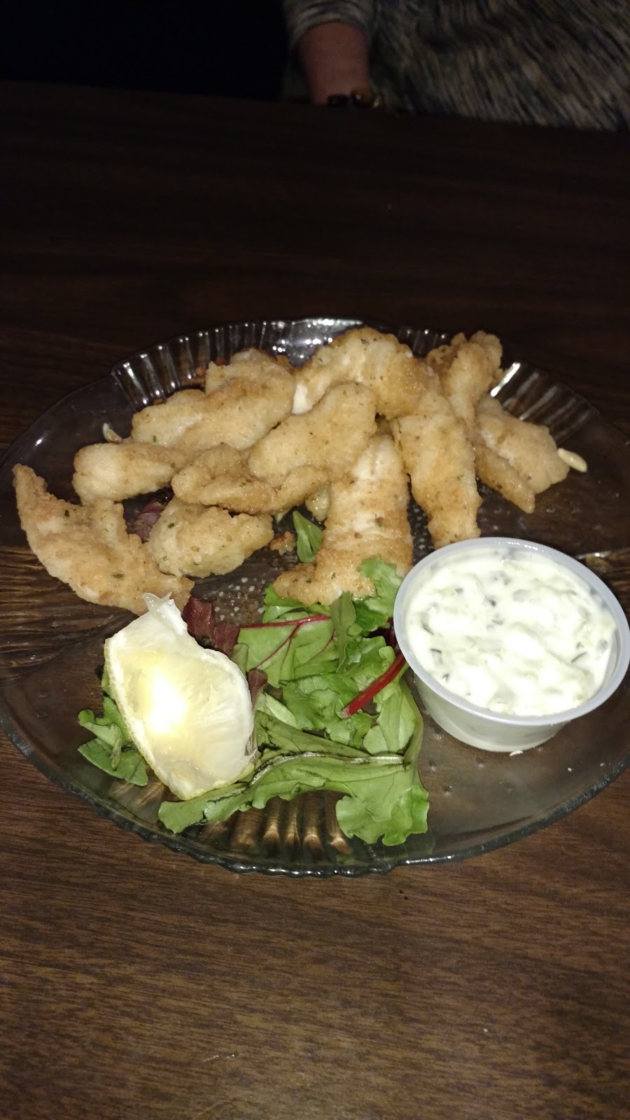 The Crescent Restaurant and Bar | 12260 E Main St, Chaumont, NY 13622, USA | Phone: (315) 649-3622