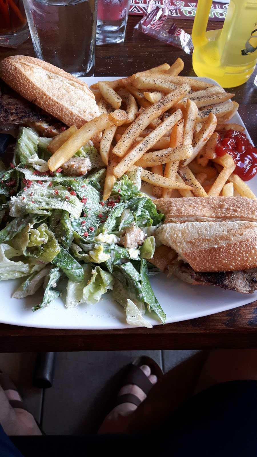 Mama Bravo Pizza & Grill | 475 Grand Boulevard, LÎle-Perrot, QC J7V 4X4, Canada | Phone: (514) 453-5656