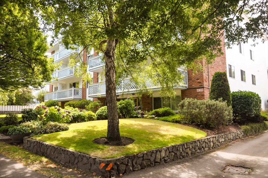 Villa Superior | 455 Superior St, Victoria, BC V8V 1T5, Canada | Phone: (250) 383-8765