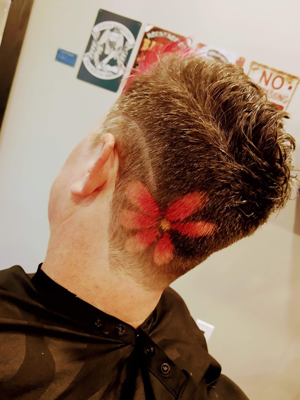 Falling Locks Barbershop | 83 Colorado Dr, Campbell River, BC V9H 1N2, Canada | Phone: (250) 201-7071