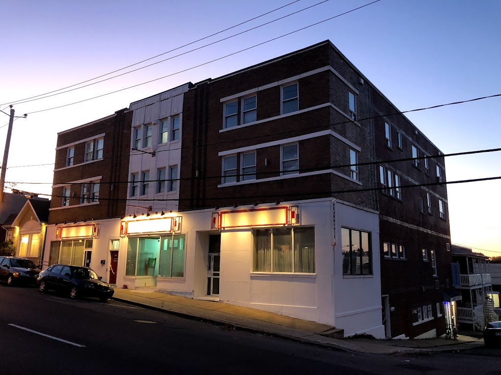 LAmbassade - Résidence étudiante Shawinigan | 2473 Av. Saint-Marc, Shawinigan, QC G9N 3Y6, Canada | Phone: (819) 383-5691