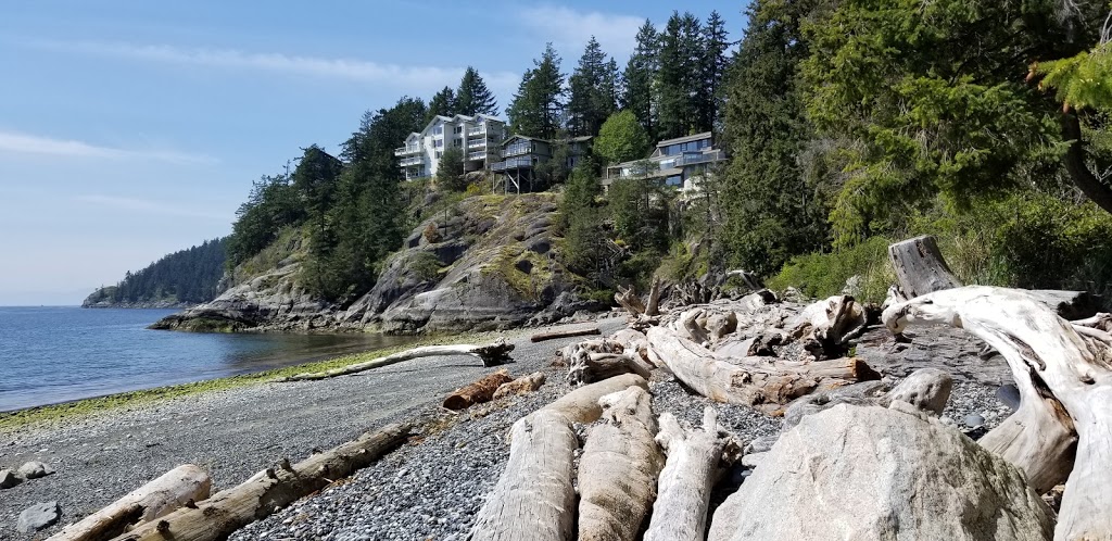 Eagles Perch Bed & Breakfast | 286 Arbutus Reach, Gibsons, BC V0N 1V8, Canada | Phone: (909) 859-4757