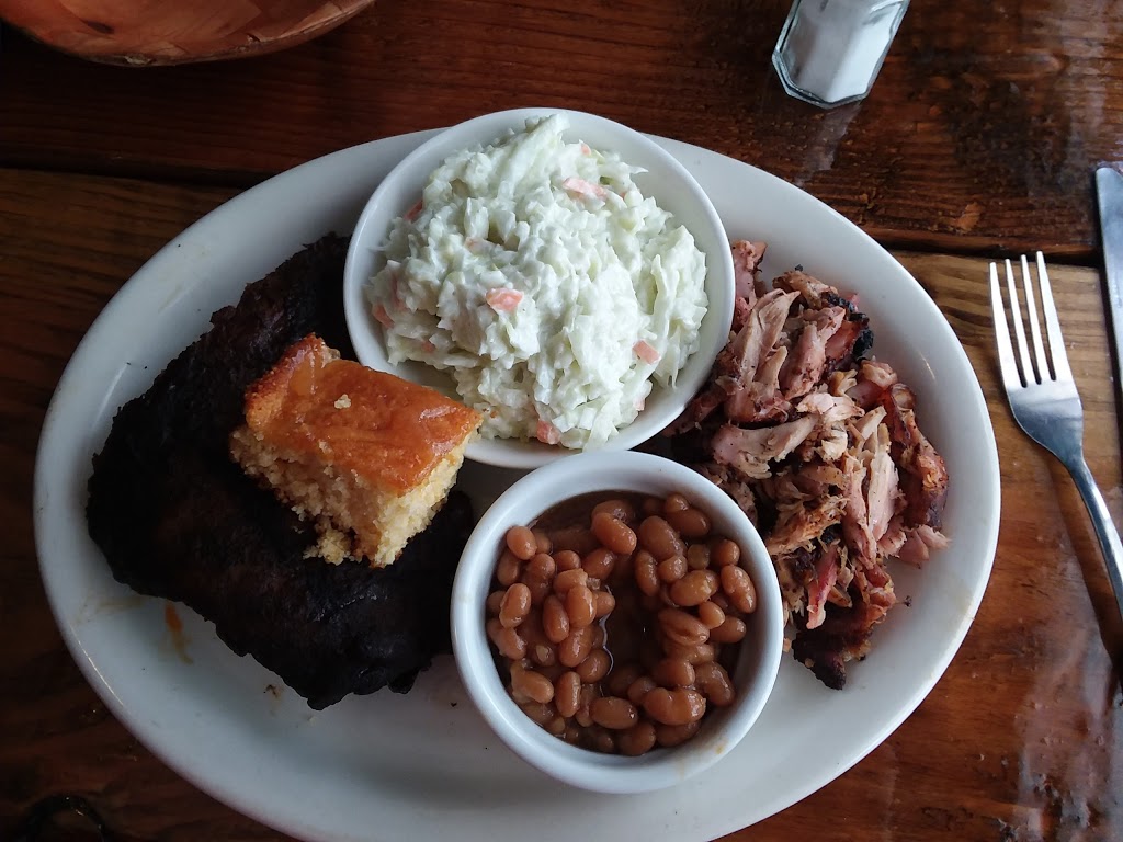 Boones Hillside BBQ | 3997 Lower Mountain Rd, Lockport, NY 14094, USA | Phone: (716) 531-1287