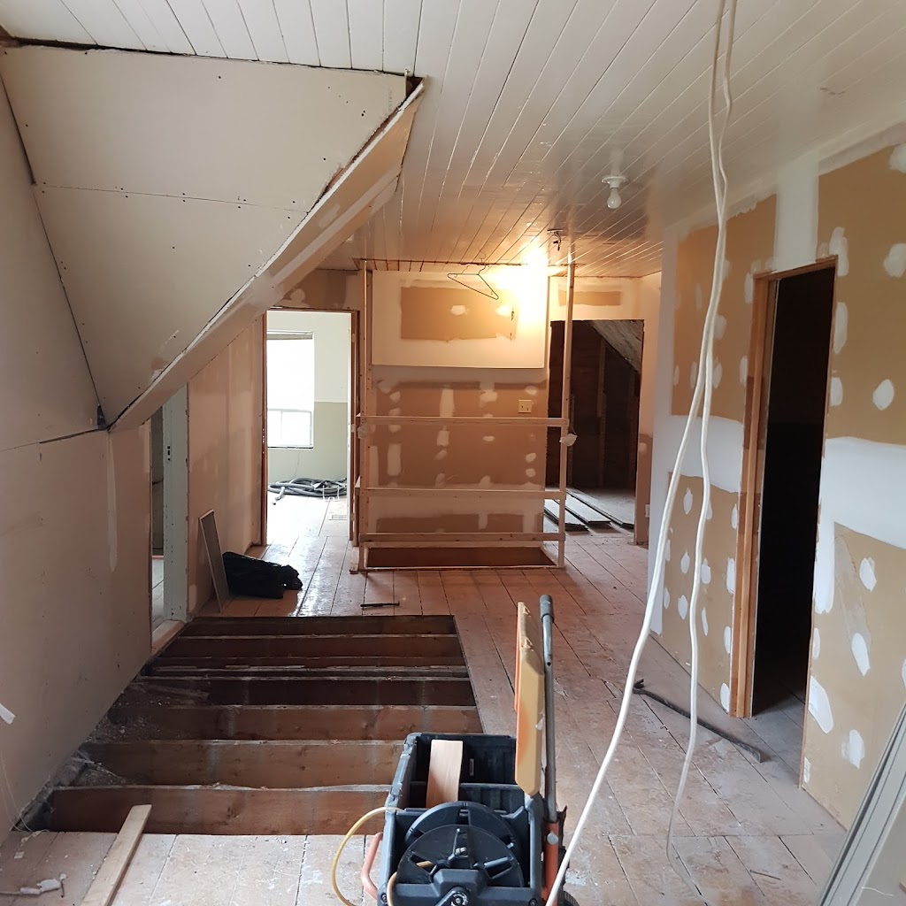 Construction Cloutier Gagnon | 4315 QC-112, East Broughton, QC G0N 1G0, Canada | Phone: (418) 331-0119