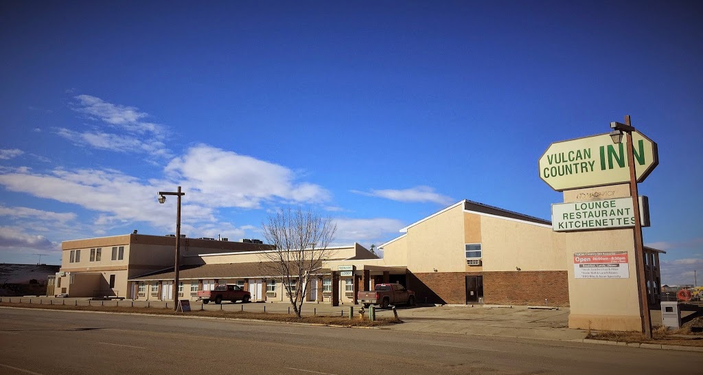 Vulcan Country Inn | 110 Centre St, Vulcan, AB T0L 2B0, Canada | Phone: (403) 485-2281