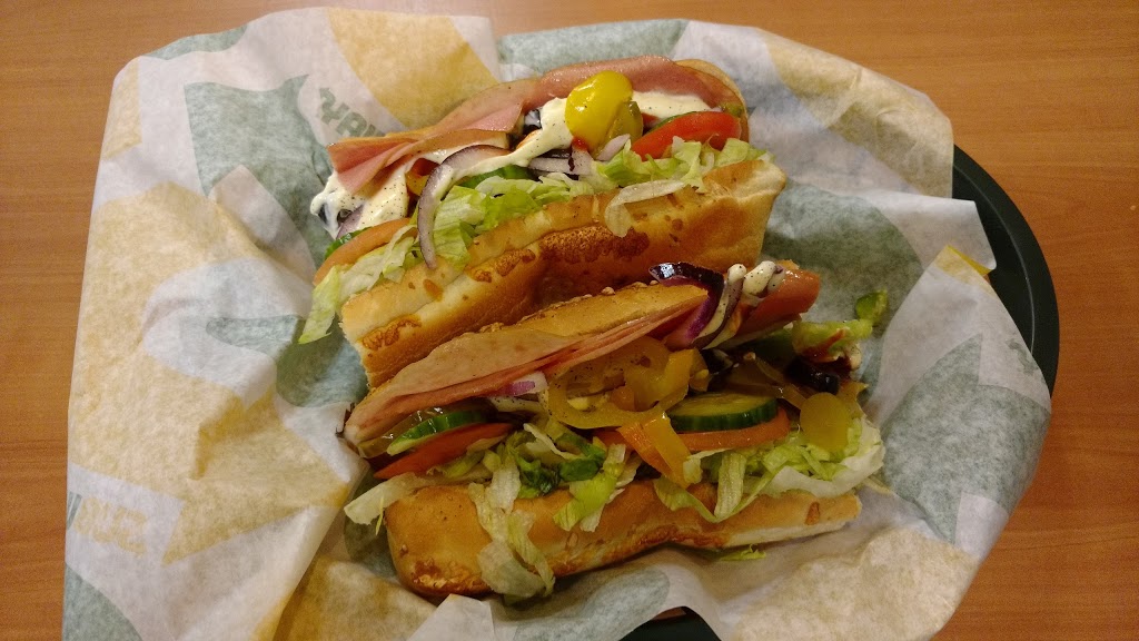Restaurant SUBWAY | 895 13e Avenue N, Sherbrooke, QC J1E 3E5, Canada | Phone: (819) 348-0374