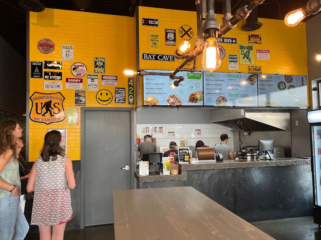 strEATS Chilliwack Kitchen | 7592 Vedder Rd, Chilliwack, BC V2R 5V9, Canada | Phone: (604) 769-1888