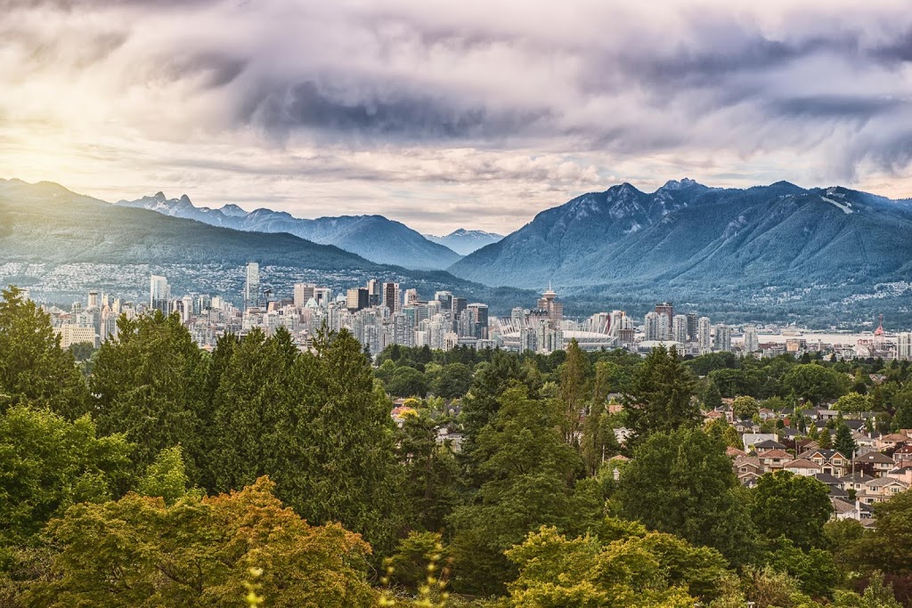 Tanis Fritz | Realtor West Vancouver | 5351 Headland Dr, West Vancouver, BC V7W 3C5, Canada | Phone: (604) 841-8095