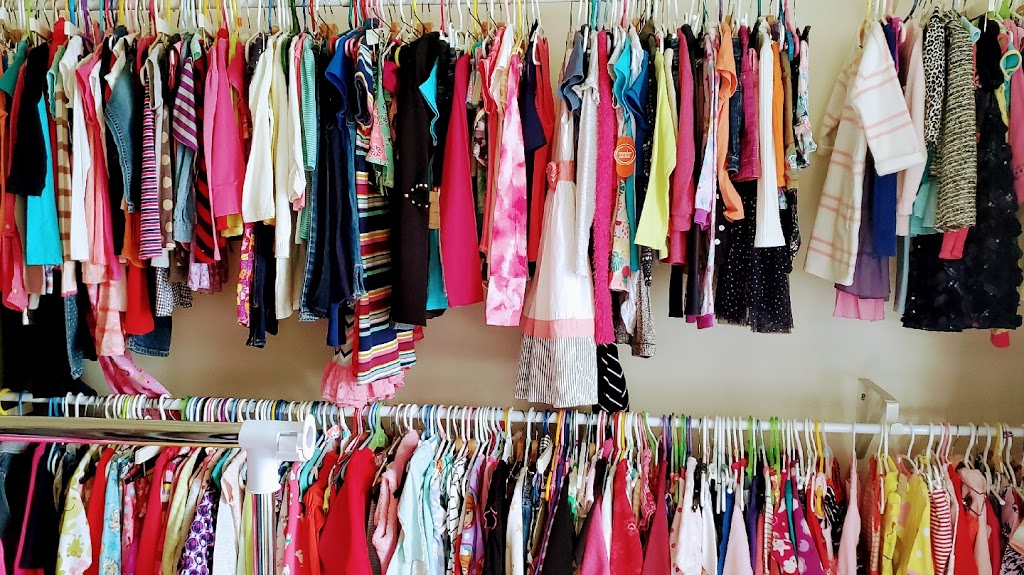 Boutique cha cha friperie | 115 12e Av, Drummondville, QC J2B 2Y6, Canada | Phone: (819) 471-3595