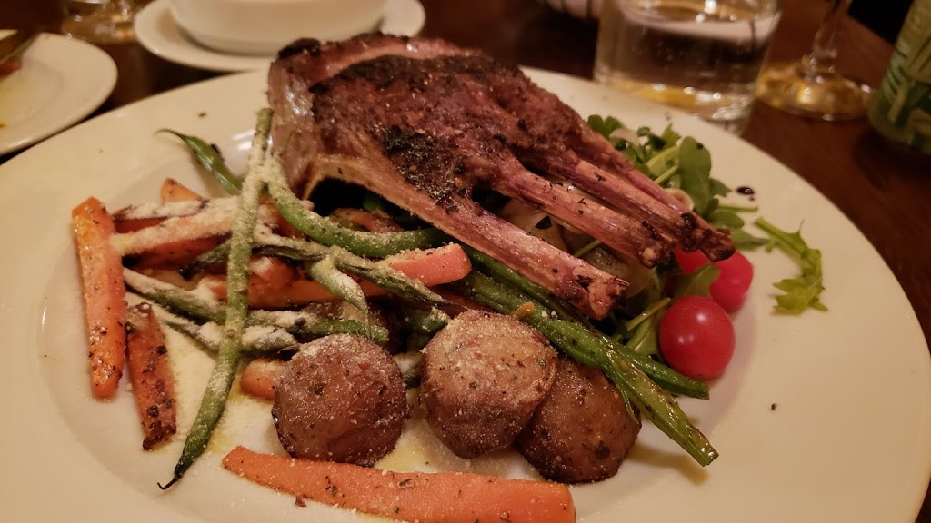 La Sala Restaurant | 1975A Queen St E, Toronto, ON M4L 1J1, Canada | Phone: (416) 694-0004