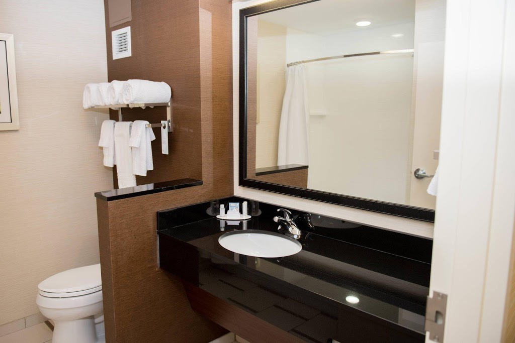 Fairfield Inn & Suites by Marriott Moncton | 26 Marriott Dr, Moncton, NB E1A 7S4, Canada | Phone: (506) 855-0033
