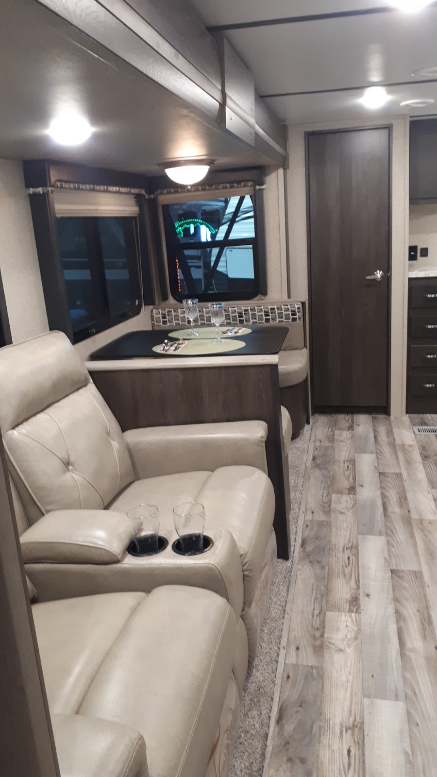 Open Roads RV | 1174 Carp Rd, Stittsville, ON K2S 1B9, Canada | Phone: (613) 836-6662