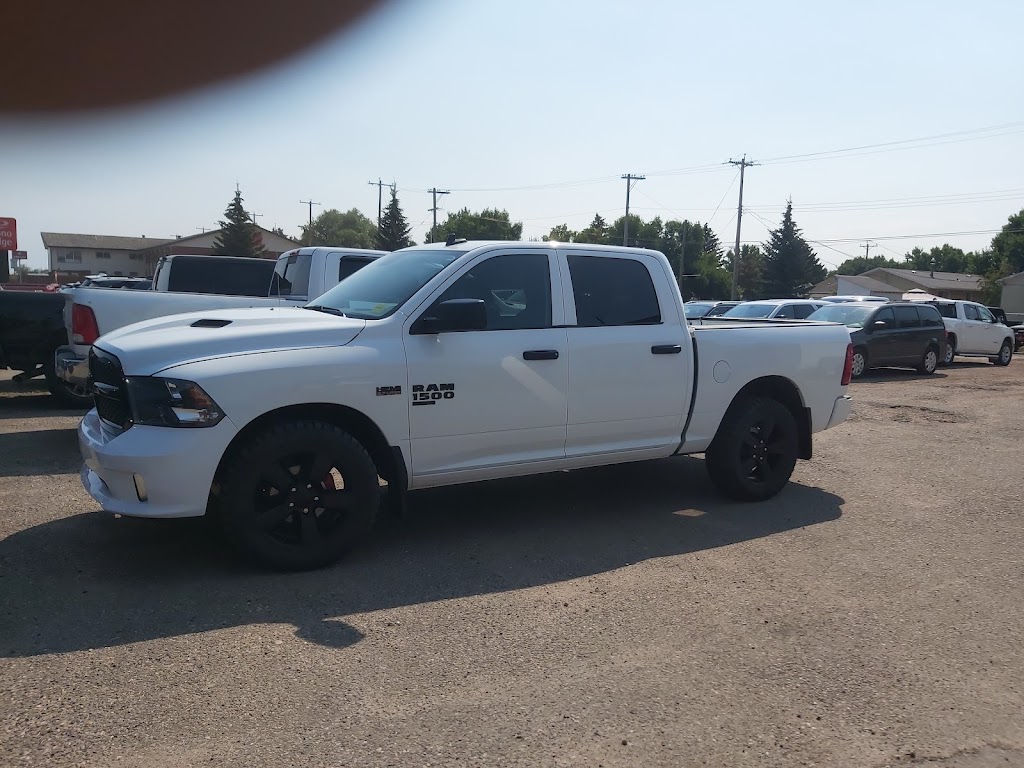 LEGACY TABER CHRYSLER DODGE JEEP RAM | 5206 46 Ave, Taber, AB T1G 2A7, Canada | Phone: (866) 787-0538