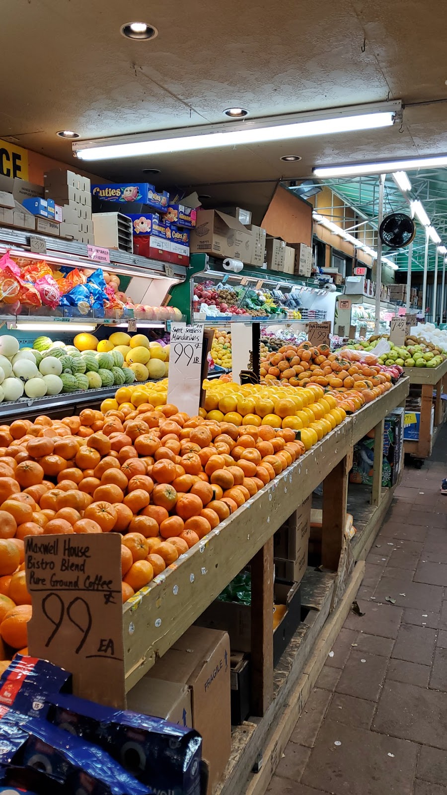 Triple A Fresh Produce | 4356 Hastings St, Burnaby, BC V5C 2J9, Canada | Phone: (604) 205-1773