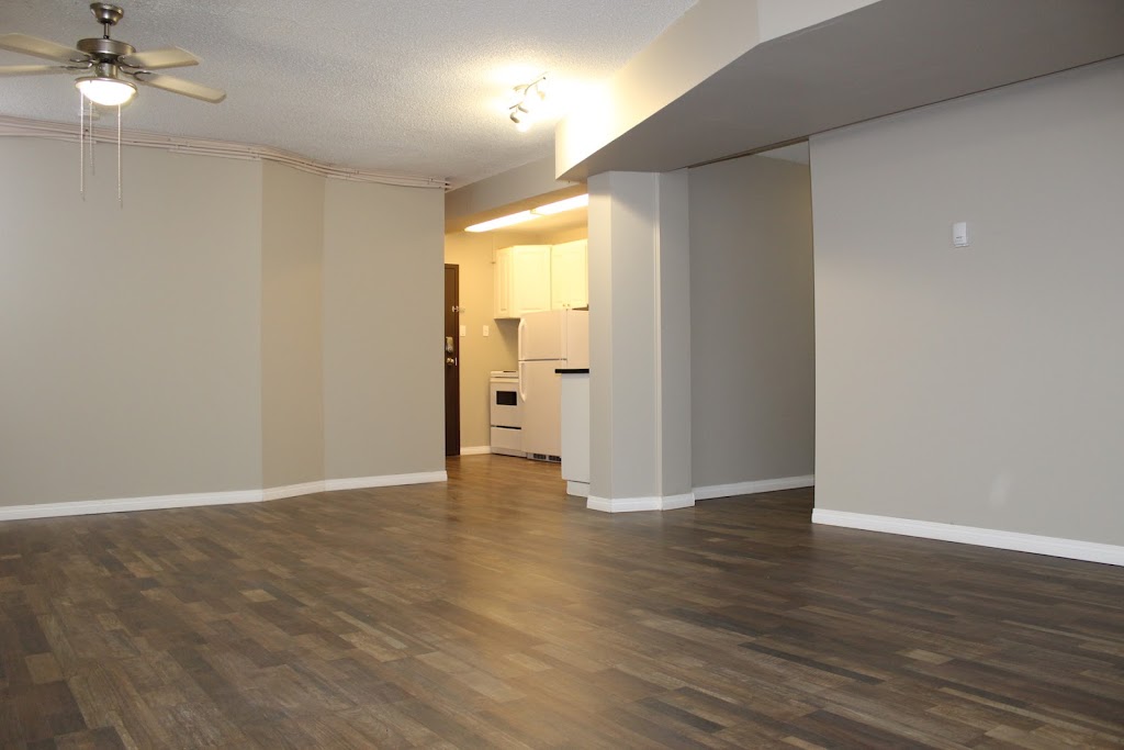 Hartford Apartments | 11819 106 St, Edmonton, AB T5G 2R3, Canada | Phone: (780) 242-8740