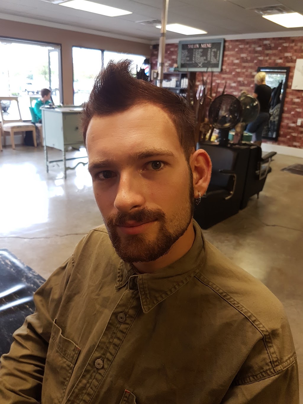 The Hair District | 2376 Bevan Ave #102, Sidney, BC V8L 4Z9, Canada | Phone: (250) 656-1522