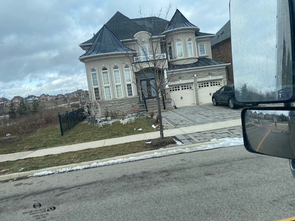 Real GTA Movers | 16 Brookers Ln, Etobicoke, ON M8V 0A5, Canada | Phone: (647) 627-5464