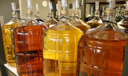 Conners Wine Cellar | 44500 S Sumas Rd unit 305, Chilliwack, BC V2R 5M3, Canada | Phone: (604) 824-4312