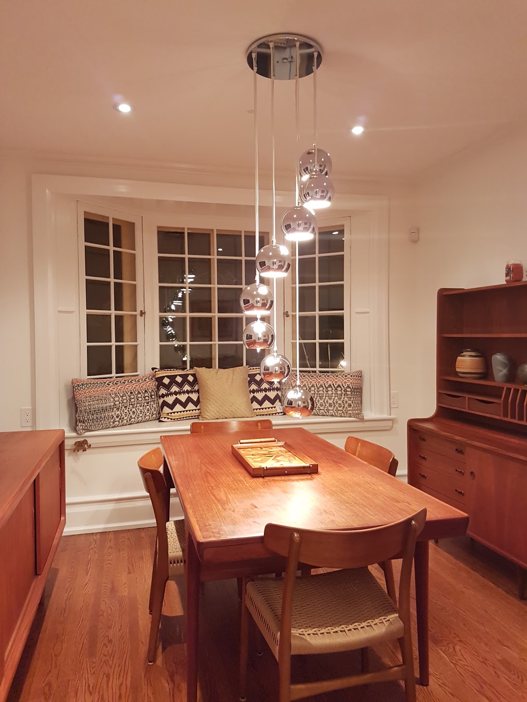 Furniture 1950 | 716 Wilson Rd S Unit 2, Oshawa, ON L1H 6E8, Canada | Phone: (905) 259-5296