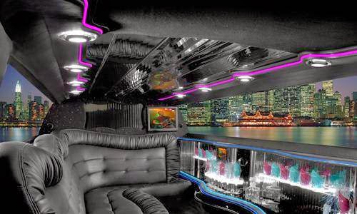 Good Day Limousines | 4975 Southampton Dr #182, Mississauga, ON L5M 8C9, Canada | Phone: (905) 789-8700