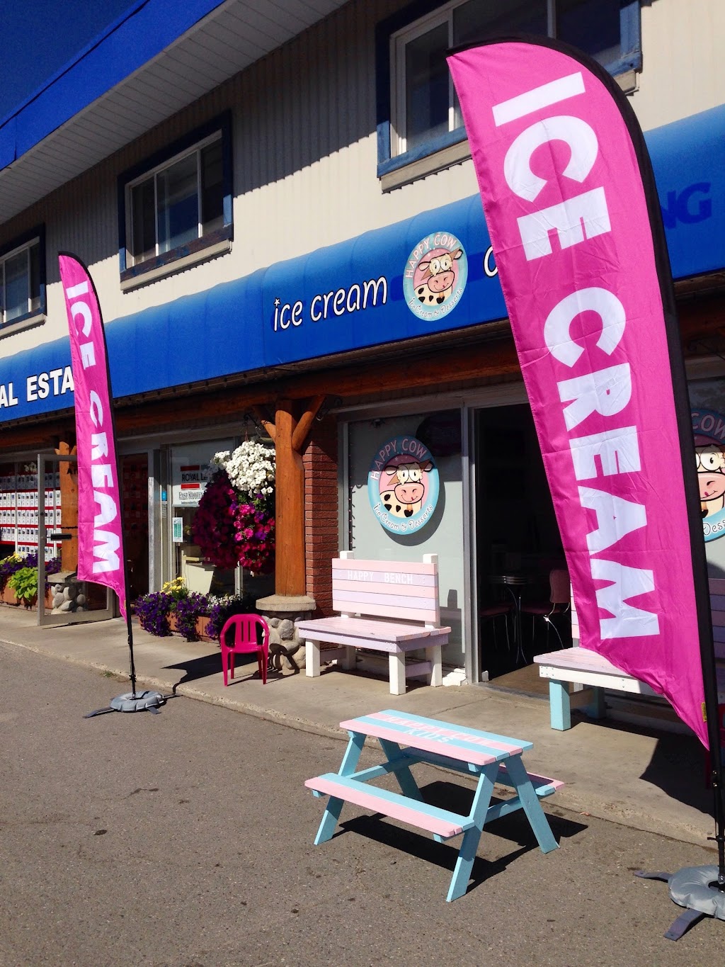 Happy Cow Ice Cream Inc. | 561 BC-3, Fernie, BC V0B 1M0, Canada | Phone: (250) 423-8381