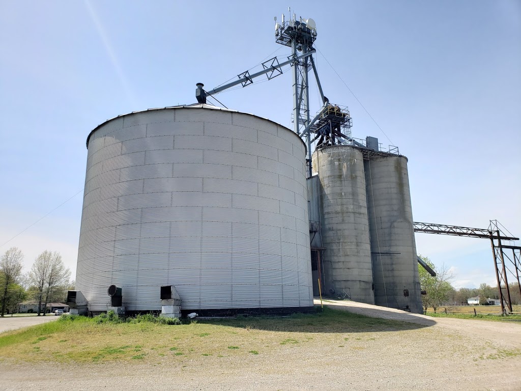 Co-Op Arner Elevator | 1156 Arner Townline, Kingsville, ON N9Y 2E4, Canada | Phone: (519) 733-2042