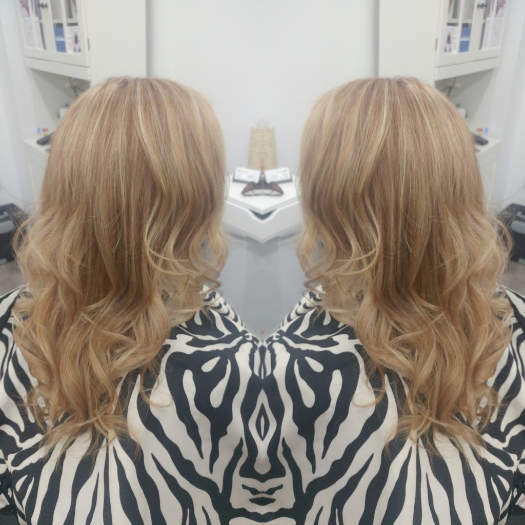 Colour Theory | 1657 Main St E, Hamilton, ON L8H 1C7, Canada | Phone: (905) 518-2435