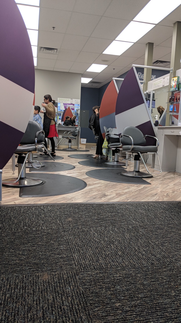 Great Clips | 1231 W E Bakerview Rd, Bellingham, WA 98226, USA | Phone: (360) 752-0911