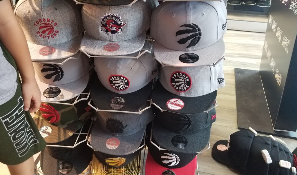Lids | 221 Glendale Ave SP29A, St. Catharines, ON L2T 2K9, Canada | Phone: (905) 682-9682
