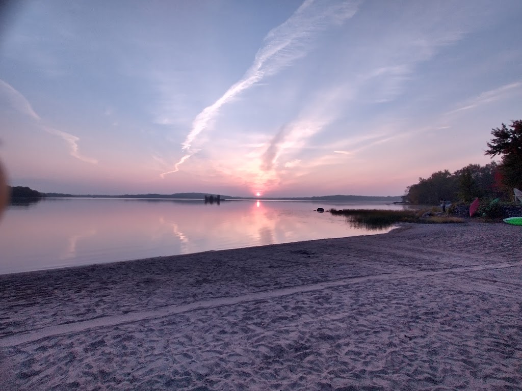 Beachwood Hollow Resort | 275 Victoria St S, Tweed, ON K0K 3J0, Canada | Phone: (613) 478-5353