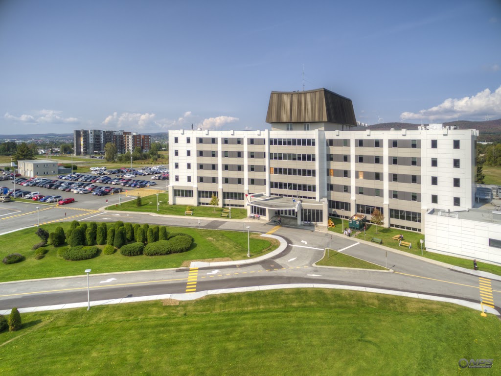 Thetford Mines Hospital | 1717 Rue Notre-Dame Est, Thetford Mines, QC G6G 2V4, Canada | Phone: (418) 338-7777