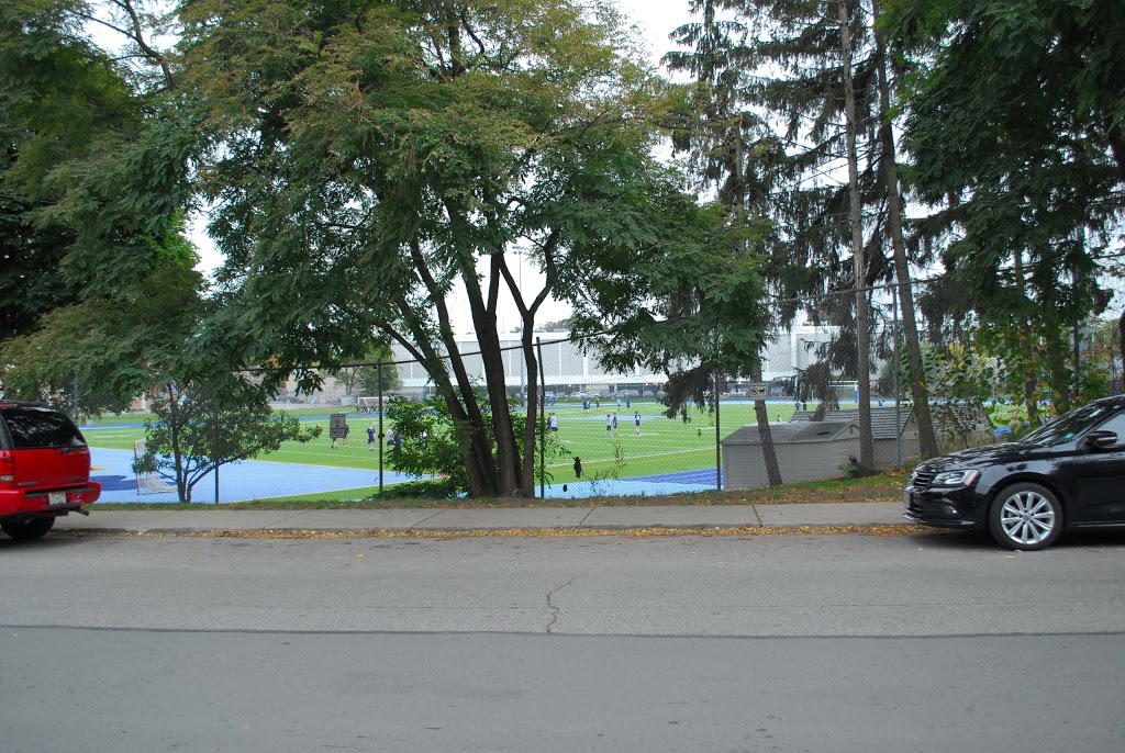 Tichester Park | 27 Tichester Rd, Toronto, ON M5P, Canada, Canada | Phone: (416) 338-4386
