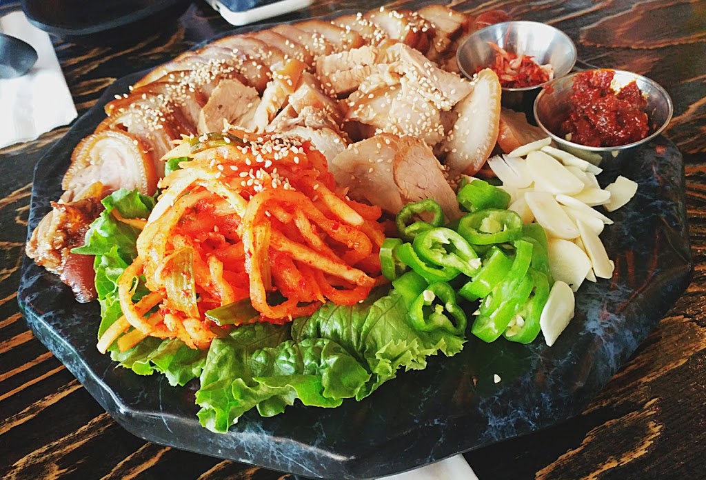 낭만포차 Nangman Pocha | 6283 Yonge St, North York, ON M2M 3X6, Canada | Phone: (416) 551-8683