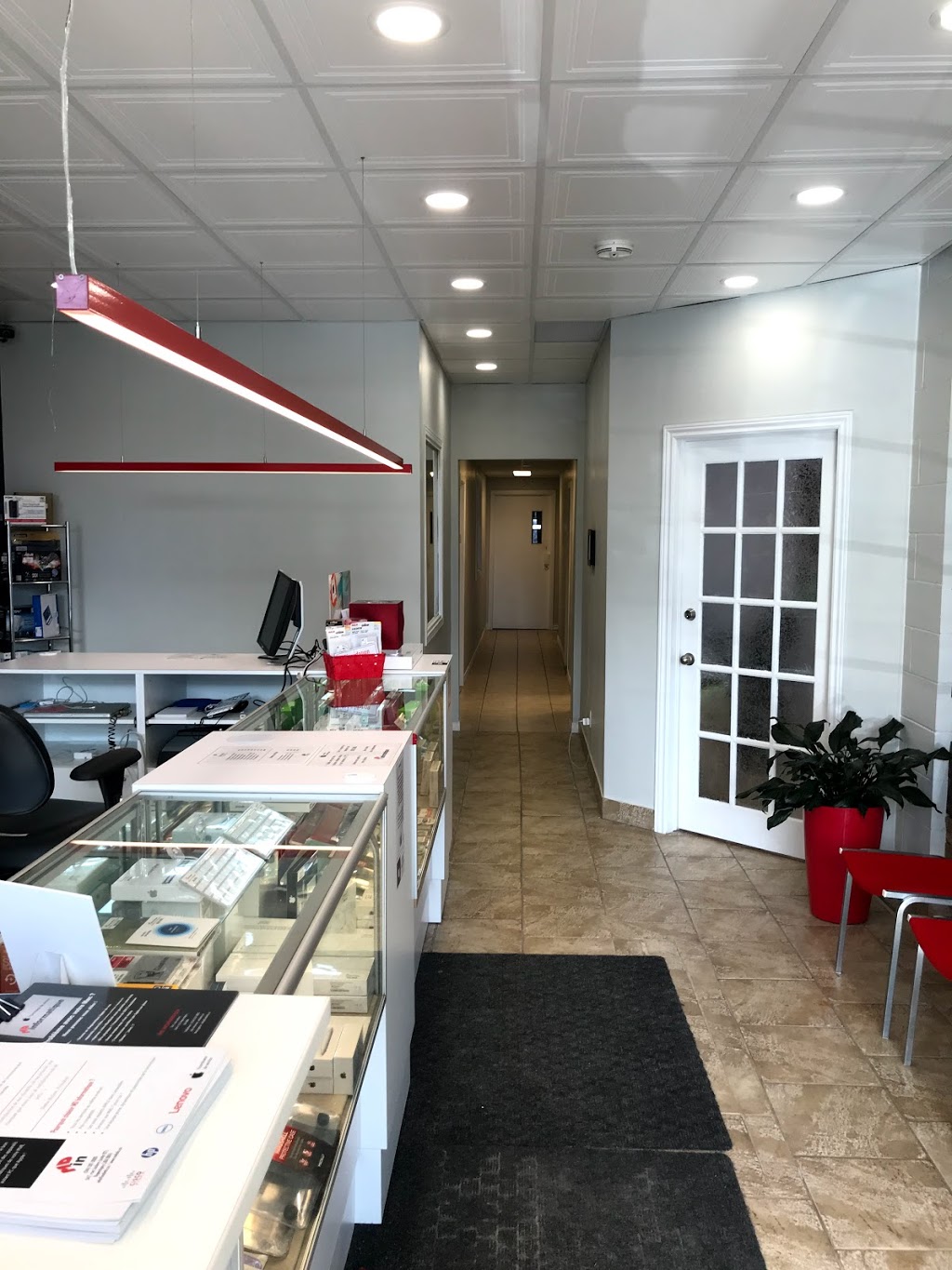 MD Informatique Centre de service Apple | 547 Rue Leclerc Suite 112, Repentigny, QC J6A 8B4, Canada | Phone: (514) 312-3005