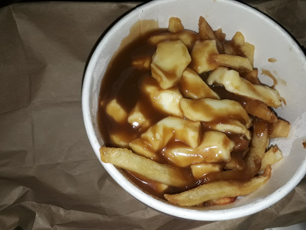 Pizza Pizza | 434 Boulevard Saint-Joseph, Gatineau, QC J8Y 3Y7, Canada | Phone: (613) 737-1111