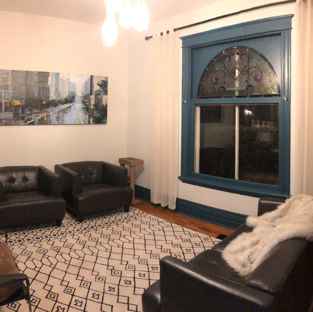 Painters Touch | 895 Dufferin Ave, London, ON N5W 3K3, Canada | Phone: (226) 224-1428