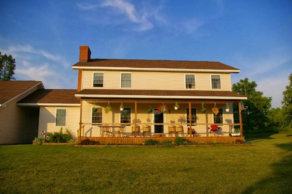 Hidden Meadow Inn | 1950 Sober St, Norfolk, NY 13667, USA | Phone: (315) 384-3234