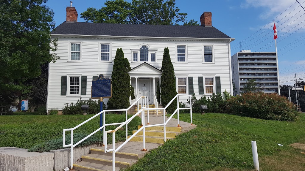 Joseph Brant Museum | 1240 North Shore Blvd E, Burlington, ON L7S 1C5, Canada | Phone: (905) 634-3556